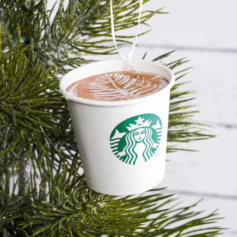 starbucks-ornament-diy-dollar-tree