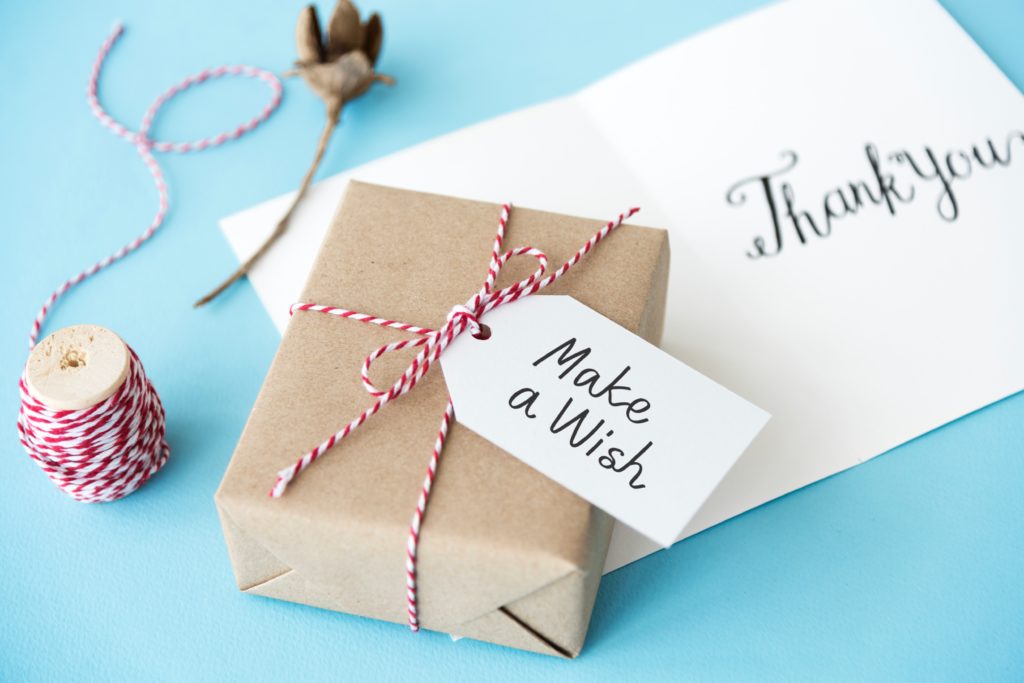 birthday freebies - free birthday gifts