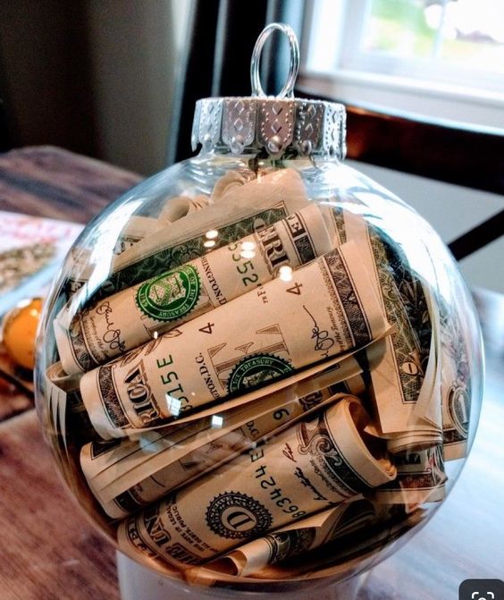 money-inside-ornament-gift