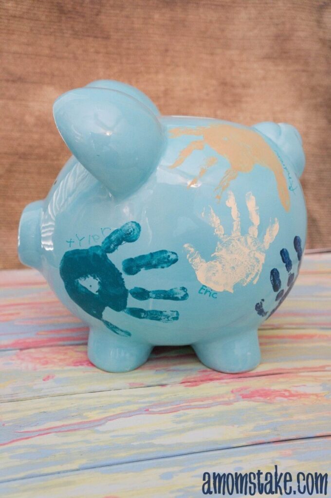 Piggy-Bank-DIY-Gift-08981-001