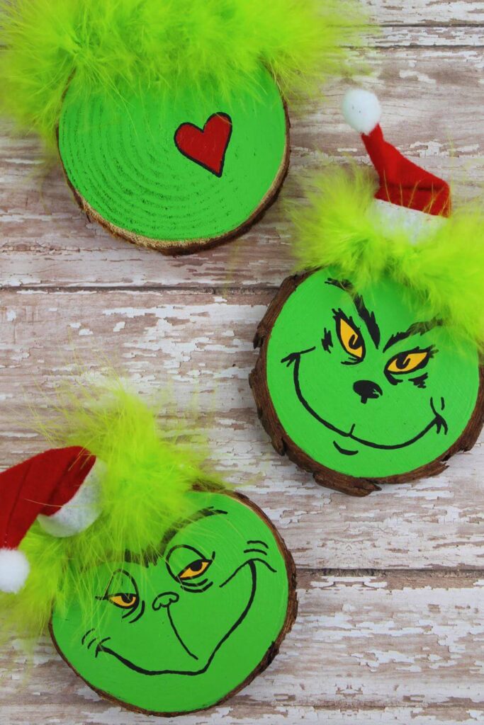 06-DIY-Wooden-Grinch-Christmas-Tree-Ornament-Craft-To-Sell