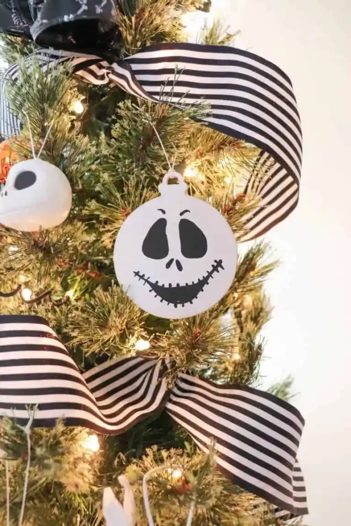 13-Nightmare-Before-Wooden-Christmas-Tree