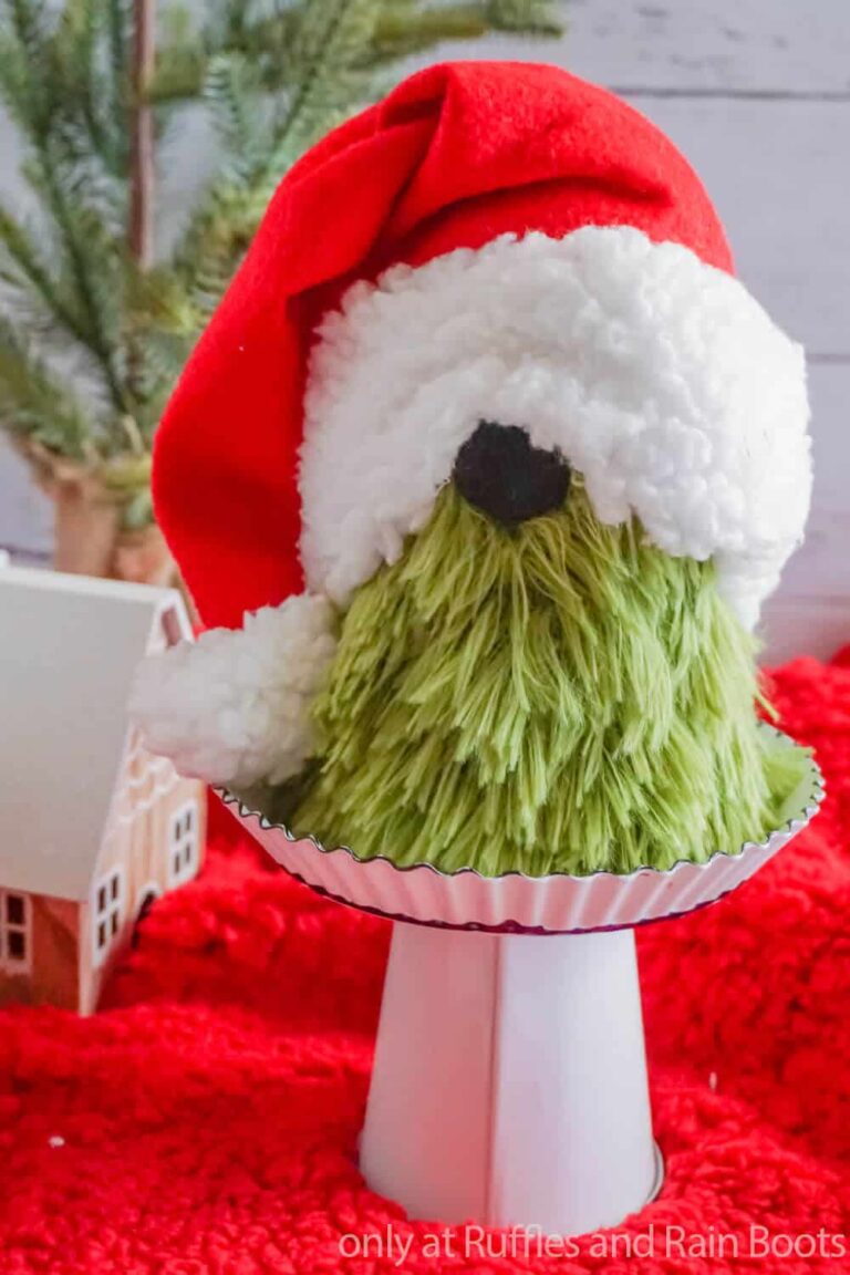 Grinch-Dollar-Store-Gnome