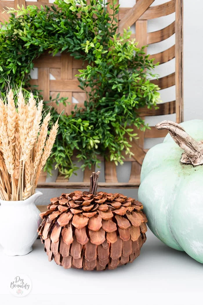 Pinecone-Pumpkin-Crafts-to-Sell