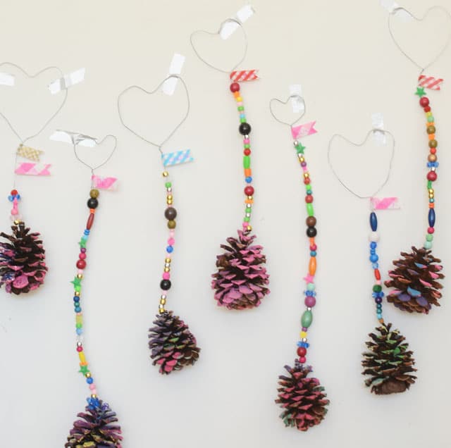 Pinecone-Wall-Art-Crafts-to-Sell
