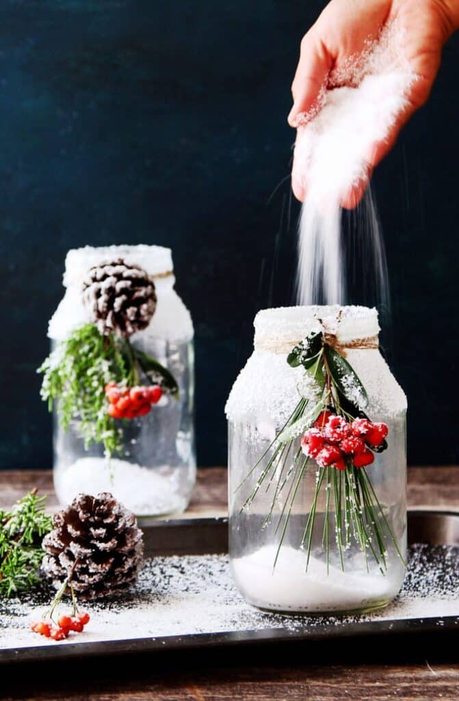 pinecone-mason-jar-crafts-to-sell