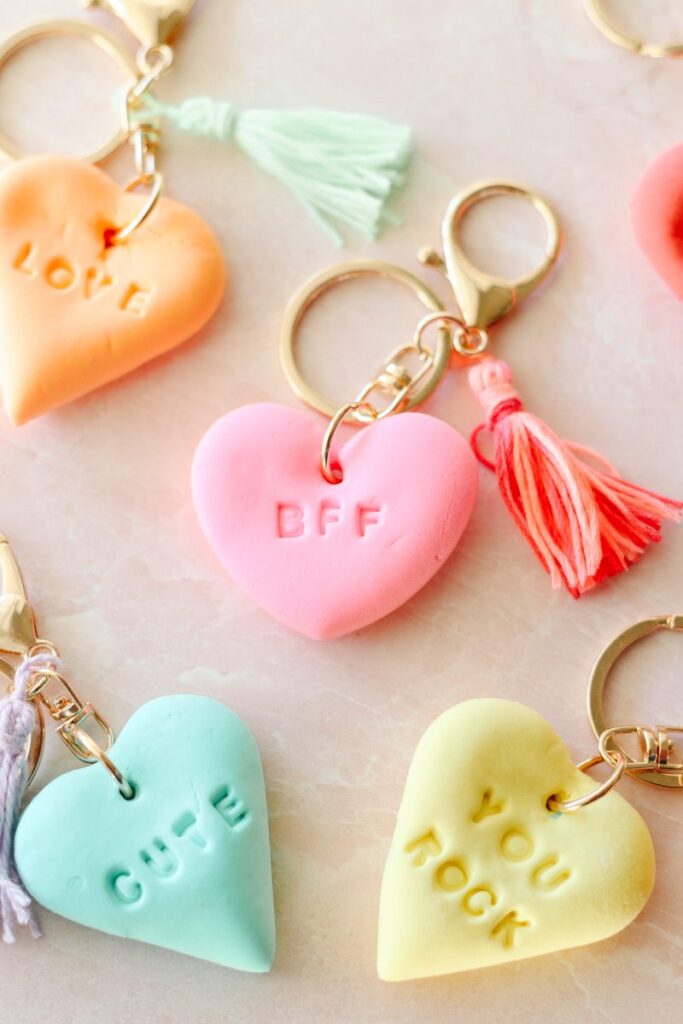 DIY-valentines-day-keychains