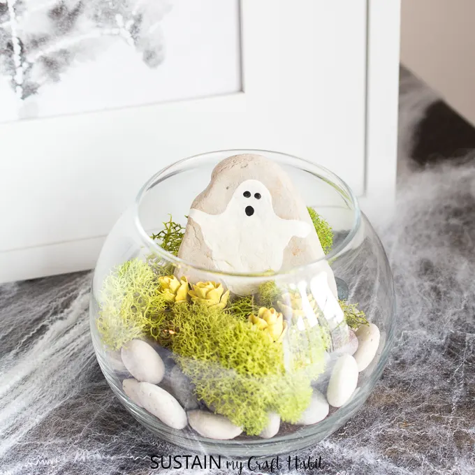 Halloween terrarium