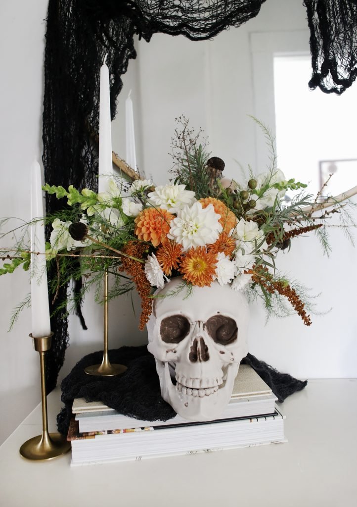 diy skull vase