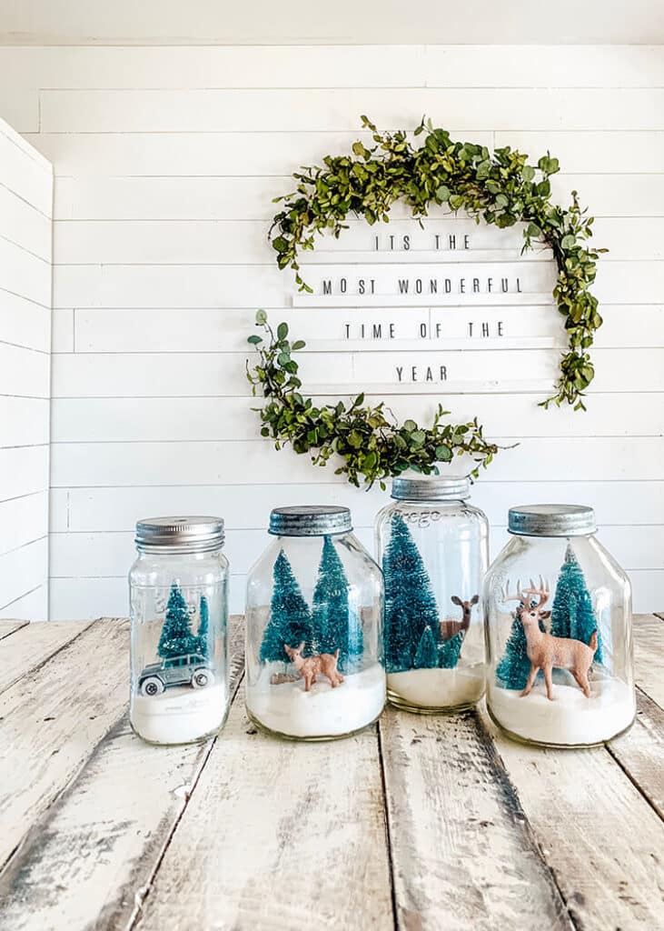 Adorable Mason Jar Snow Globes