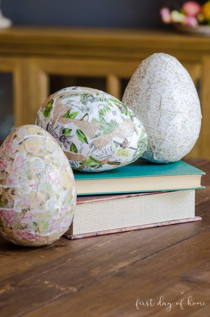 Awesome Decoupage Easter Eggs