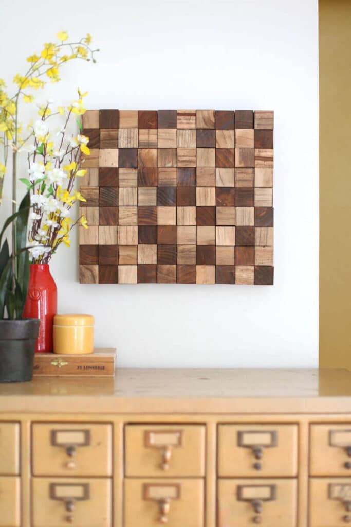 Arte de parede de mosaico de madeira interessante